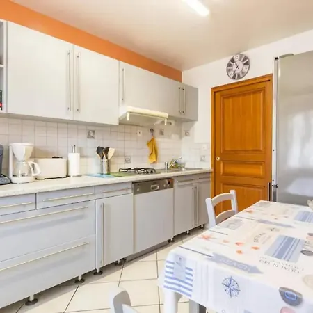 Maison Charmante A Avec Jardin Clos